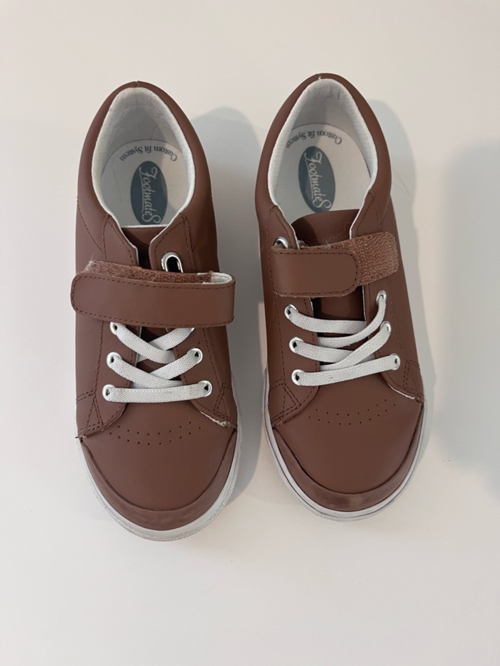 Footmates Boys Brown Sneaker Reese Leather Size 13 Medium